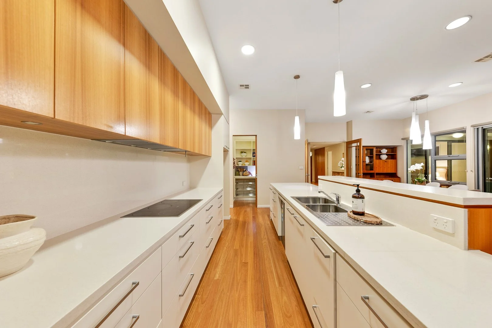 Additional image 52 of 10 Glossop Crescent, Campbell ACT 2612