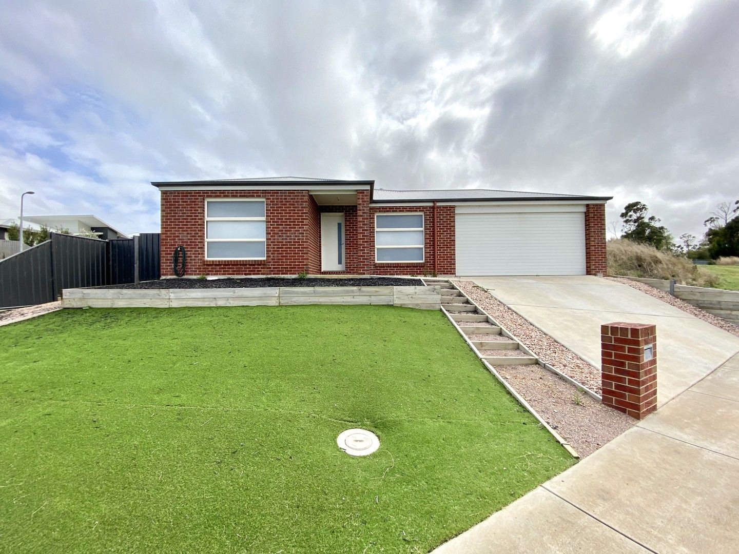 4 bedrooms House in 1 McMahon Street WARRNAMBOOL VIC, 3280