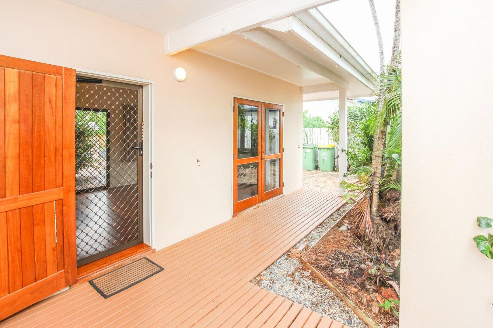 1/76 Cedar Road, Palm Cove QLD 4879, Image 2