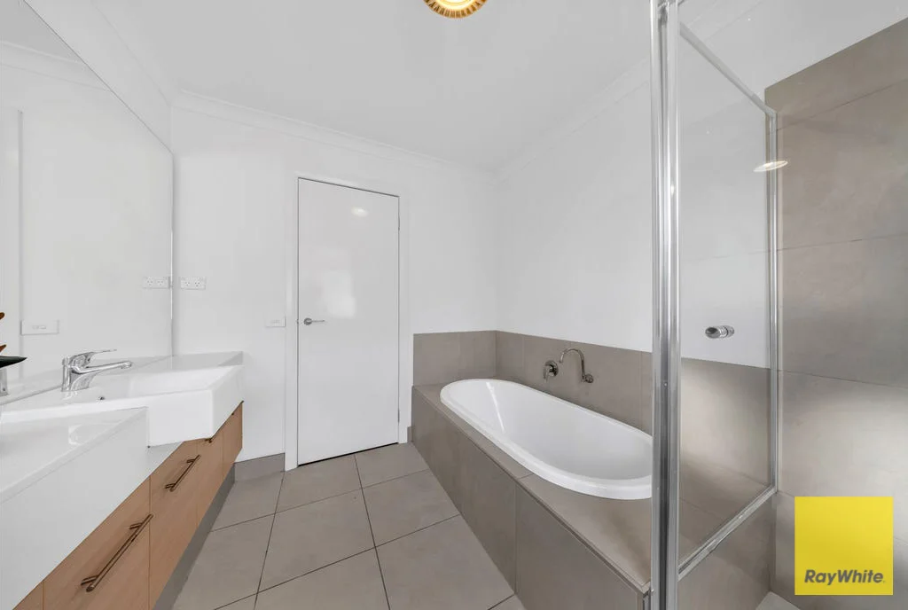 Additional image 17 of 27 Montclair Street, Point Cook VIC 3030