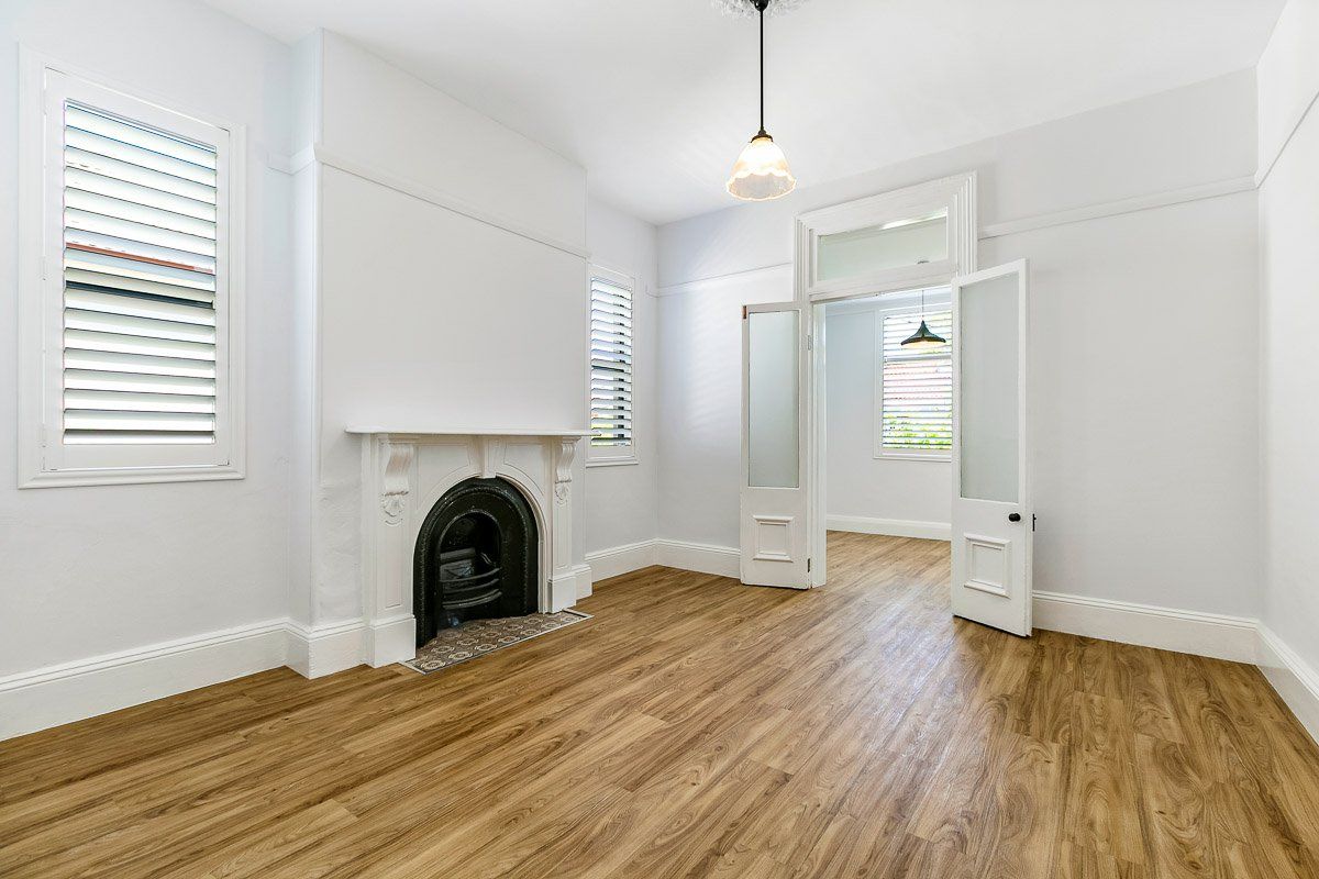 1 bedrooms Apartment / Unit / Flat in 4/49 West Street PETERSHAM NSW, 2049