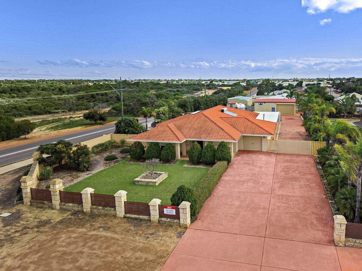 1 Hibbertia Street, Strathalbyn WA 6530, Image 0