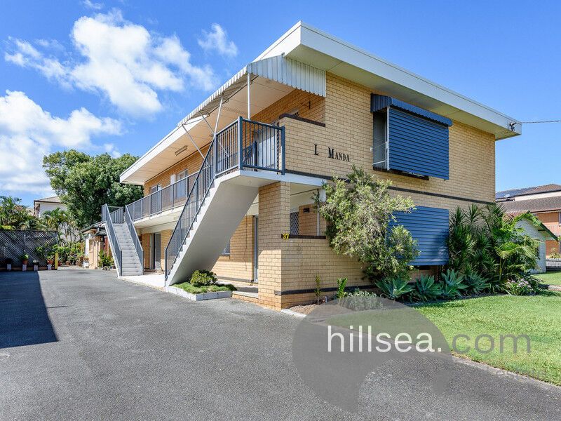 2 bedrooms Apartment / Unit / Flat in 5/37 Middle Street LABRADOR QLD, 4215