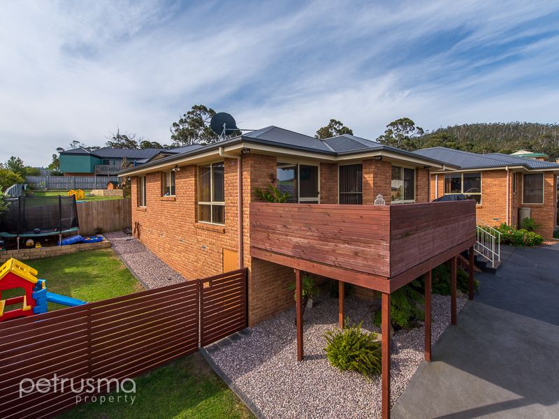 2/141 Oakdowns Parade, Oakdowns TAS 7019, Image 0