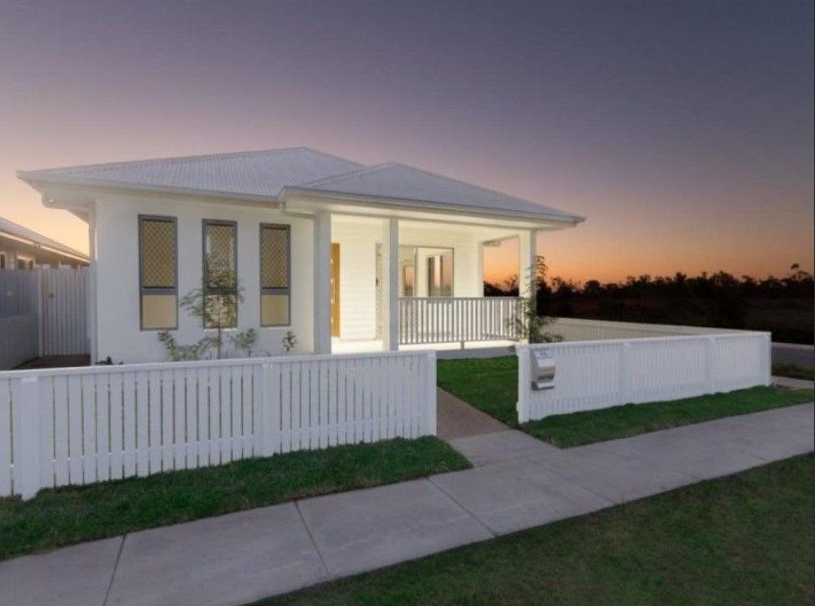 4 bedrooms House in 46 Greater Ascot Avenue SHAW QLD, 4818