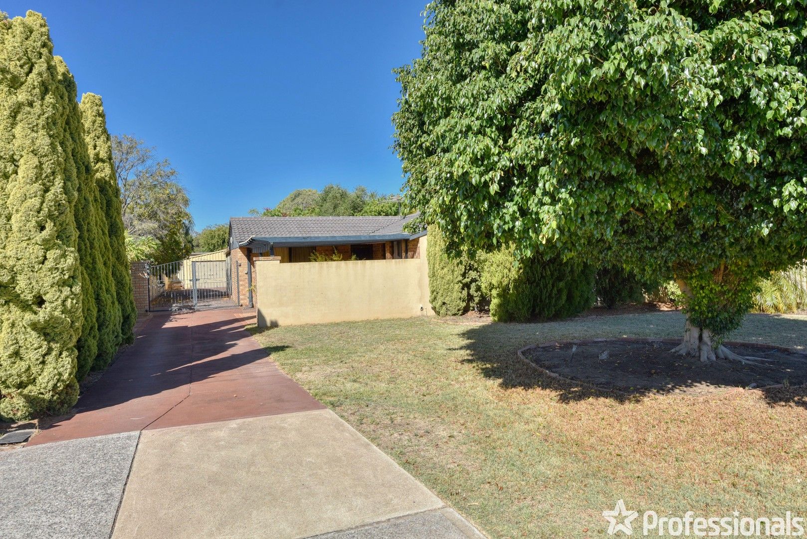 3 bedrooms House in 56 Hartland Way WARNBRO WA, 6169