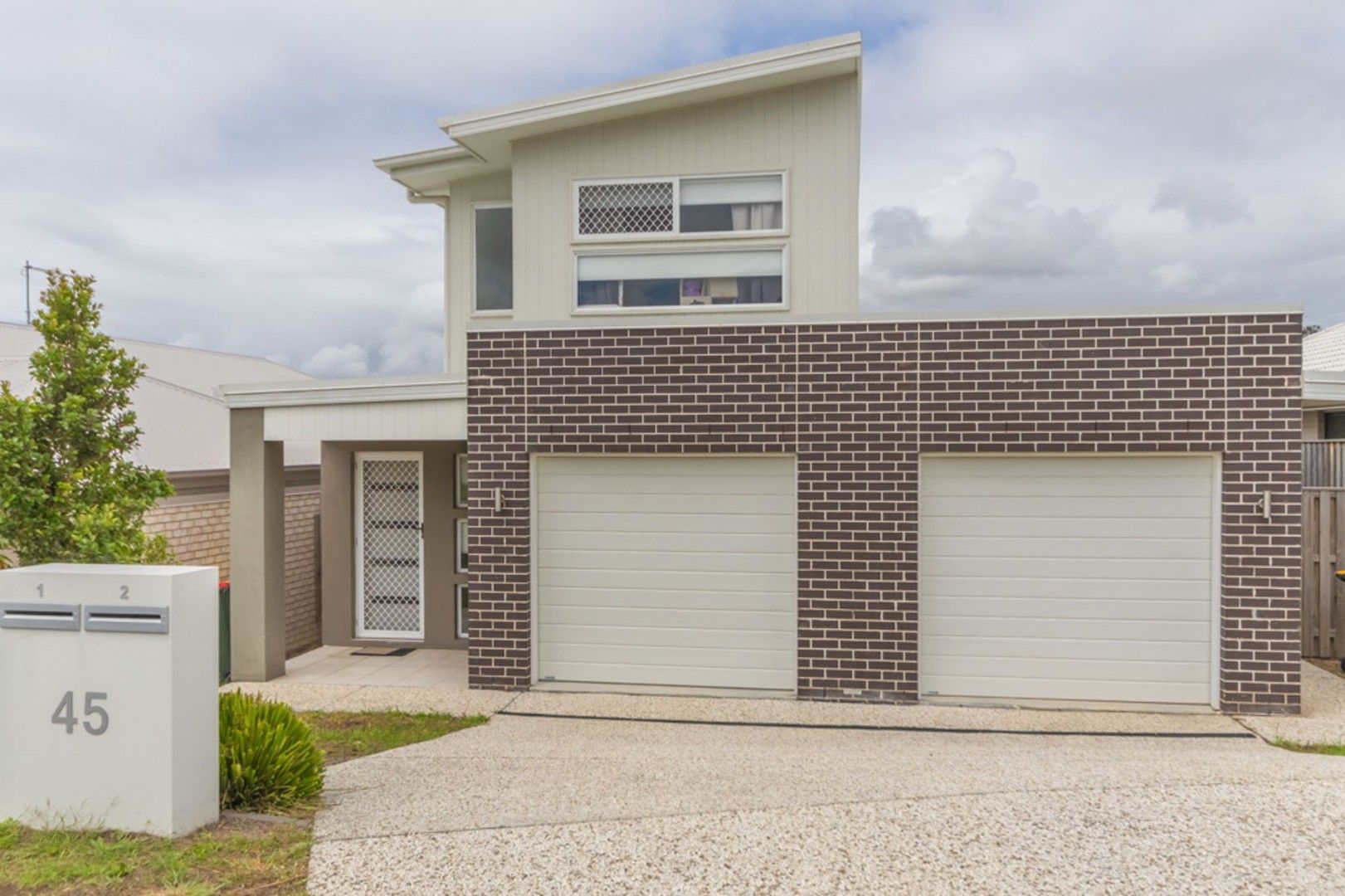 3 bedrooms House in 1/45 Zephyr Street GRIFFIN QLD, 4503