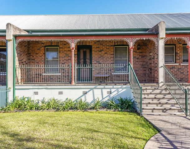 3/141 Menangle Street, Picton NSW 2571