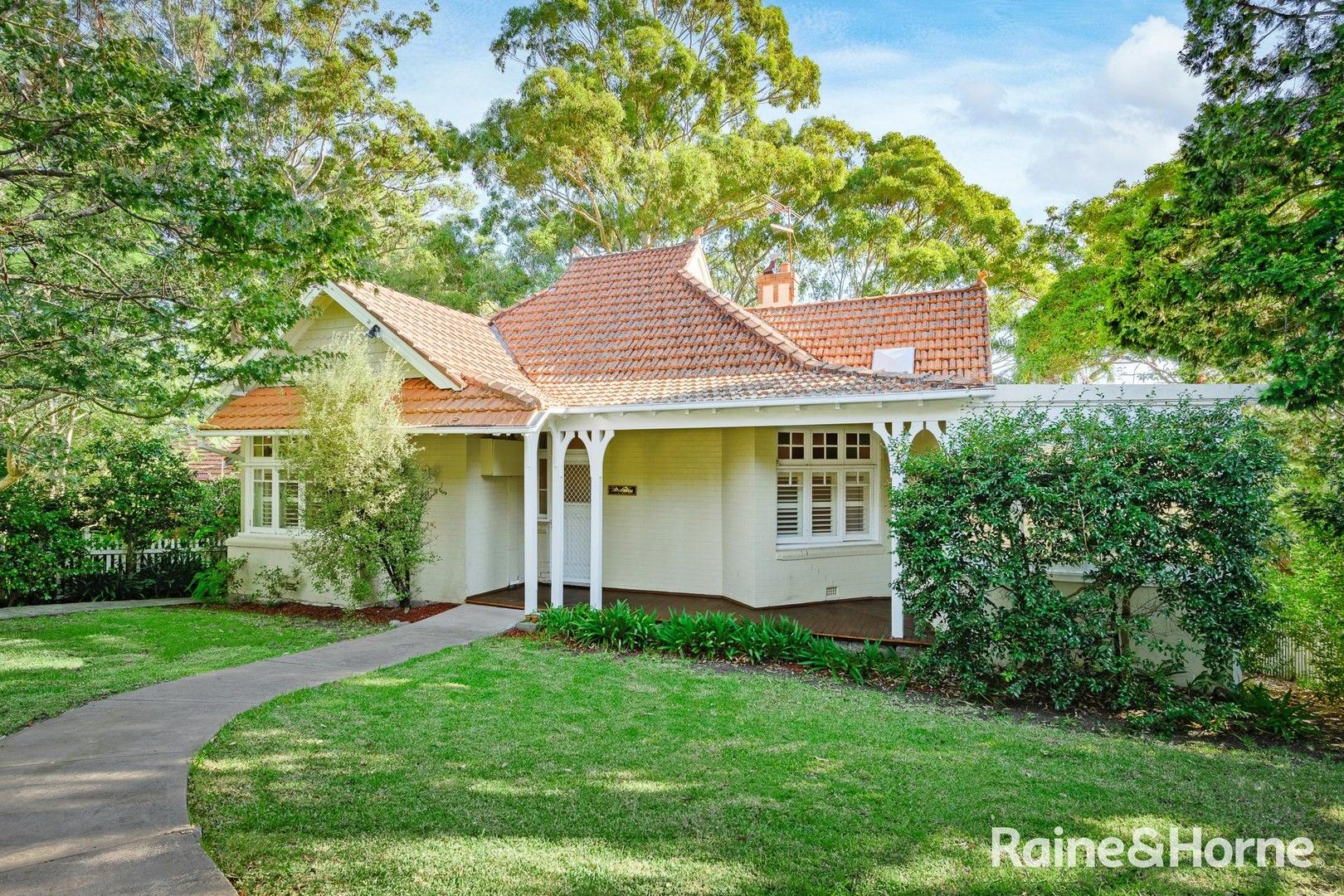 9 Shirley Road, Roseville NSW 2069