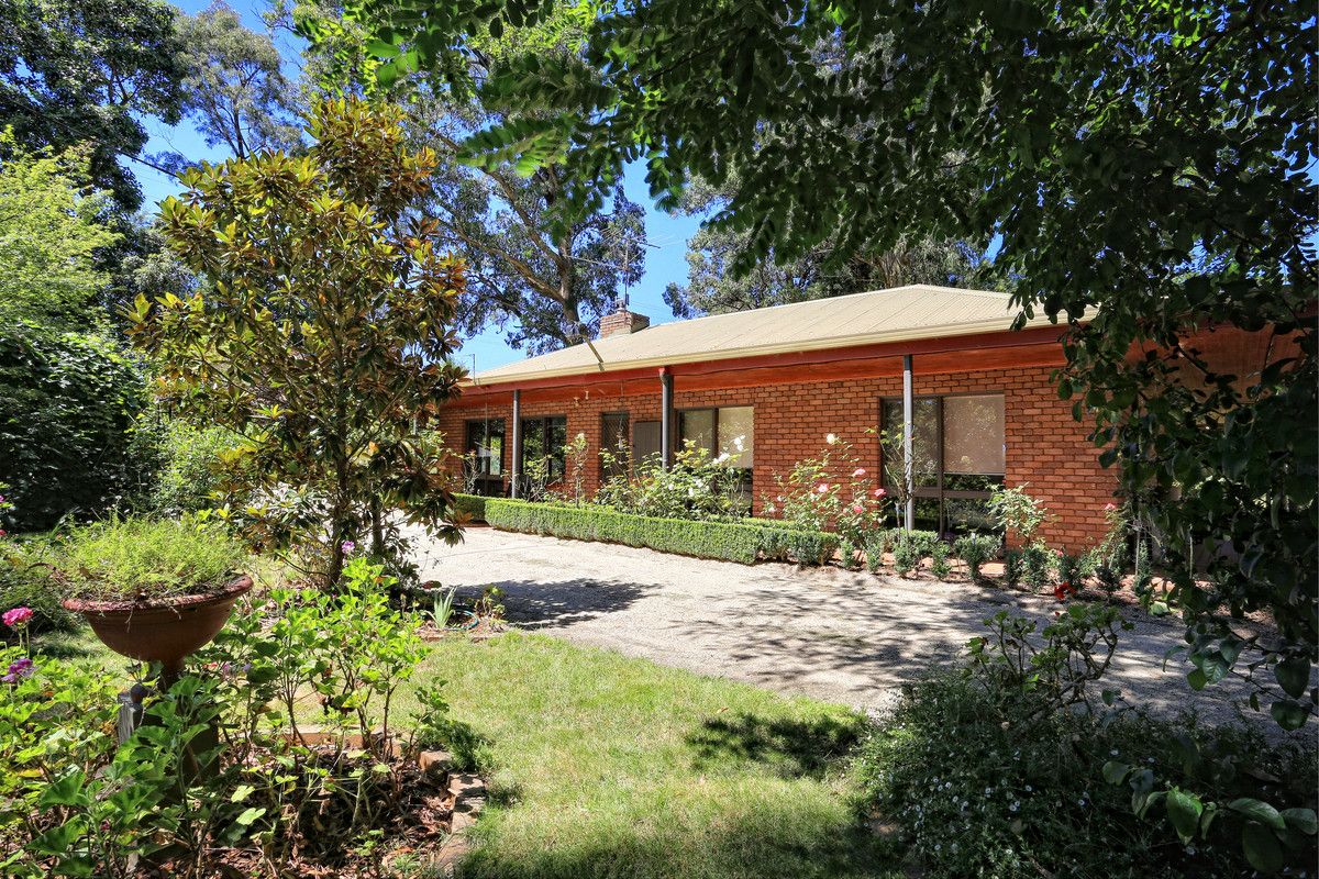 54 Beaconsfield Emerald Road, Emerald VIC 3782, Image 1