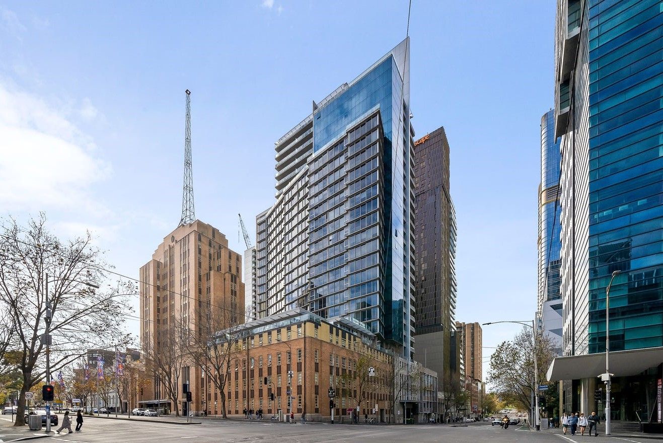3 bedrooms Apartment / Unit / Flat in 401/68 La Trobe Street MELBOURNE VIC, 3000