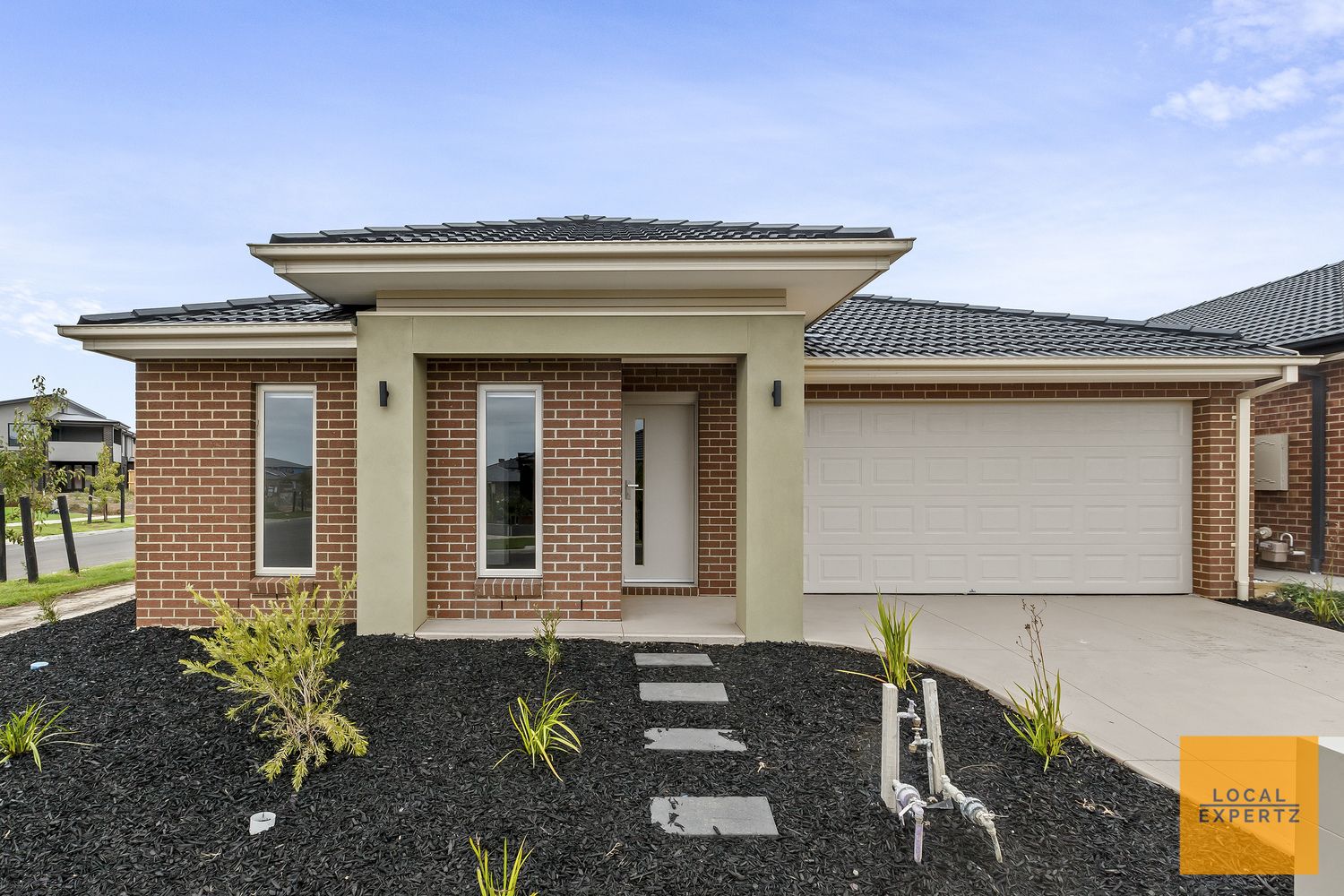 4 bedrooms House in 12 Flow Street MAMBOURIN VIC, 3024