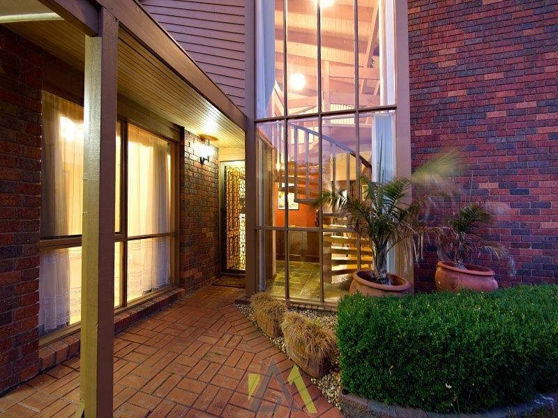 2 Arkindale Place, Frankston South VIC 3199, Image 2