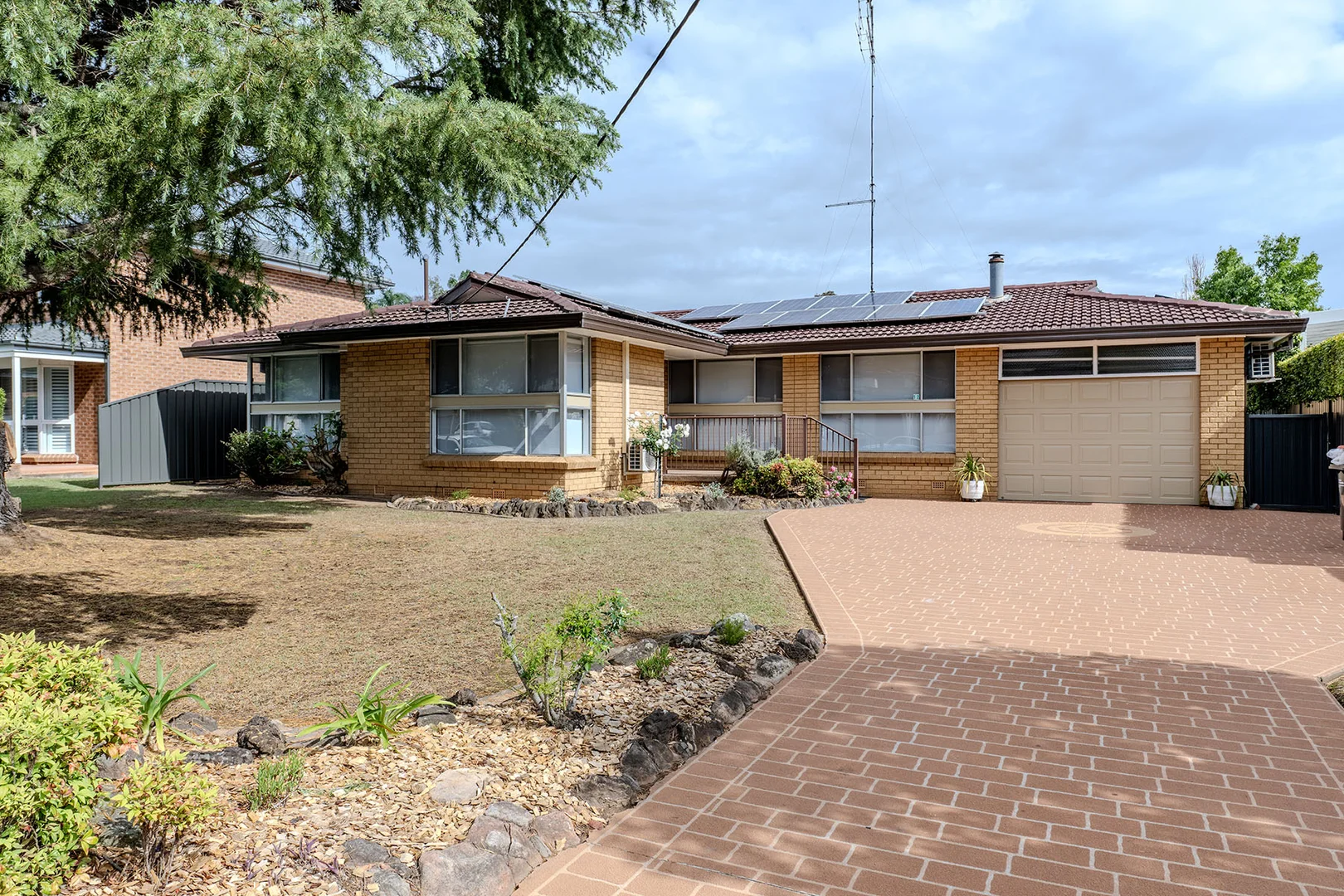 12 Forbes Street, Emu Plains NSW 2750 - House For Rent | Domain