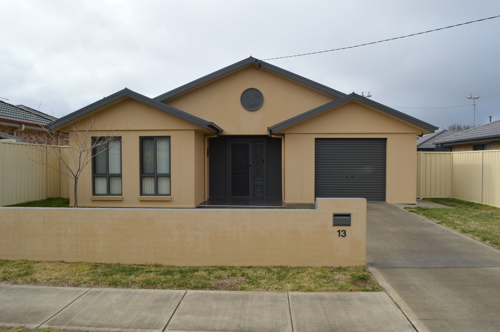 13 Manion St, Goulburn NSW 2580, Image 0