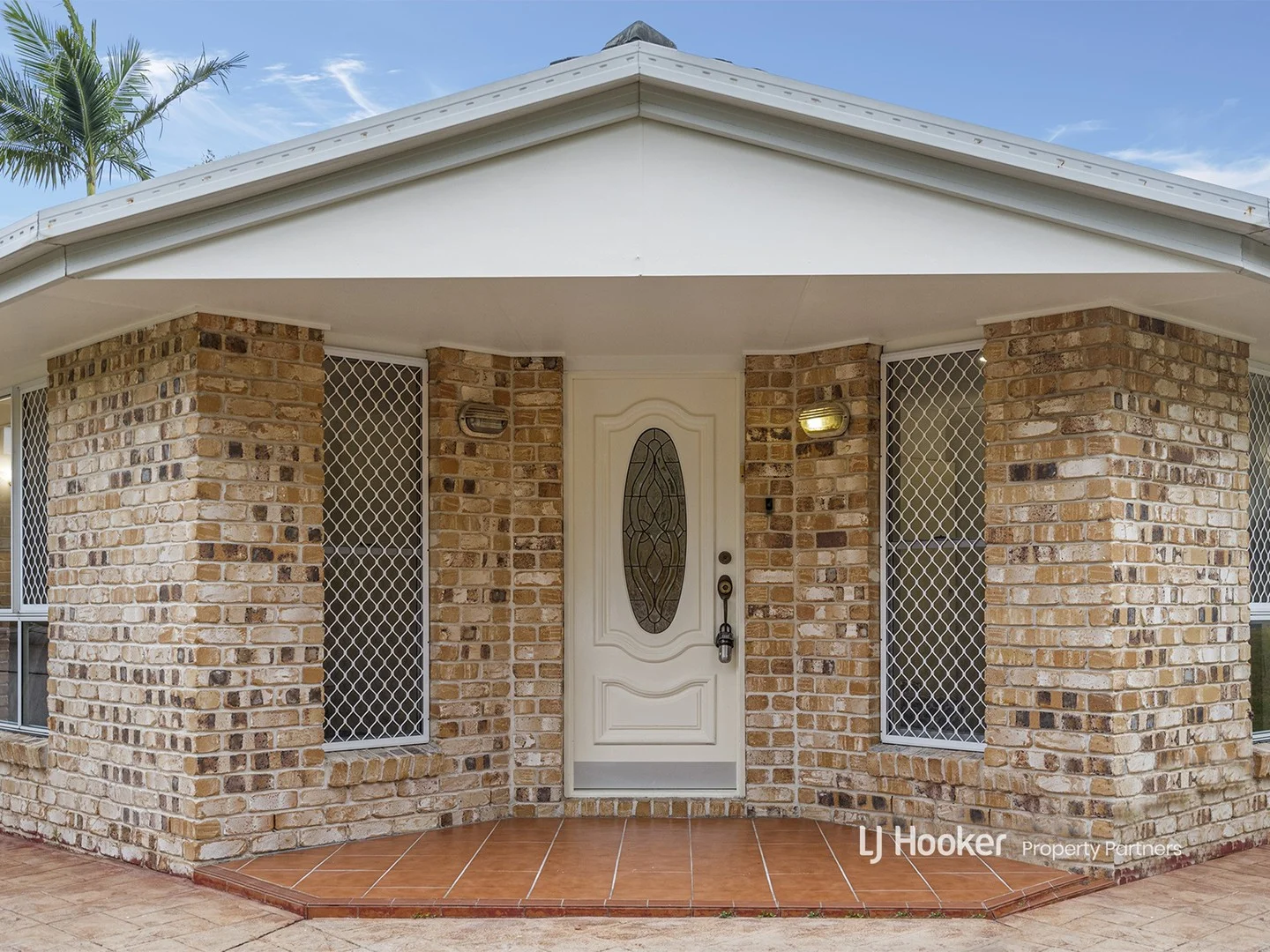 8 Forbes Place, Eight Mile Plains QLD 4113