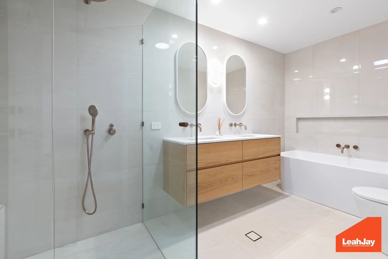 Additional image 10 of 404/265 Wharf Road, Newcastle NSW 2300