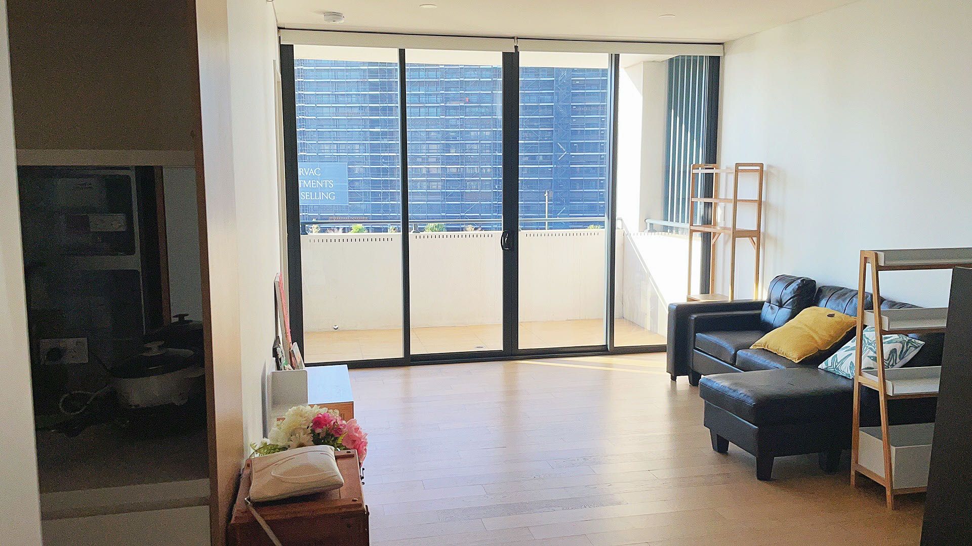 2 bedrooms Apartment / Unit / Flat in 606/6 paul st ZETLAND NSW, 2017