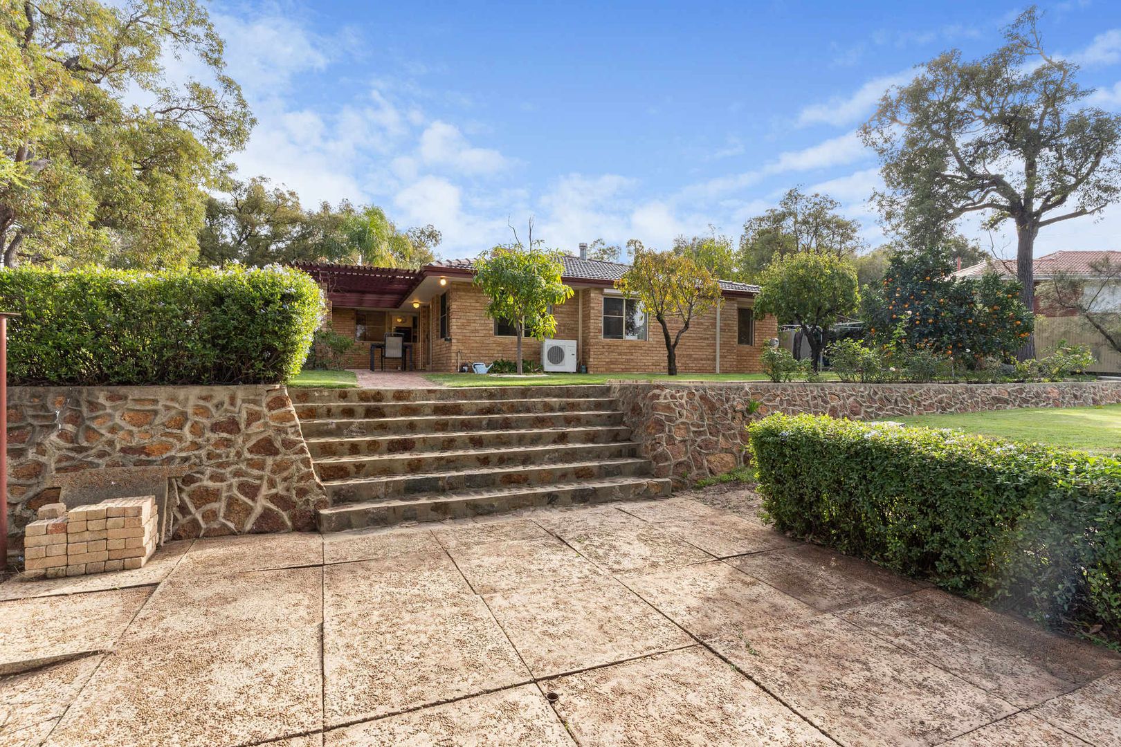 60 Gladys Road, Lesmurdie WA 6076, Image 2