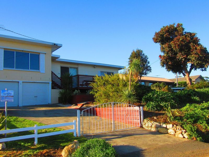 3 Spitfarm Road, Opossum Bay Property History & Address Research Domain