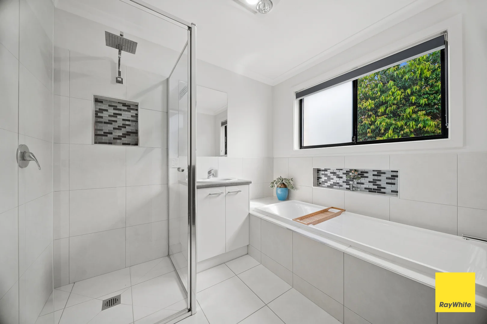 Additional image 19 of 6 Merlot Close, Maiden Gully VIC 3551