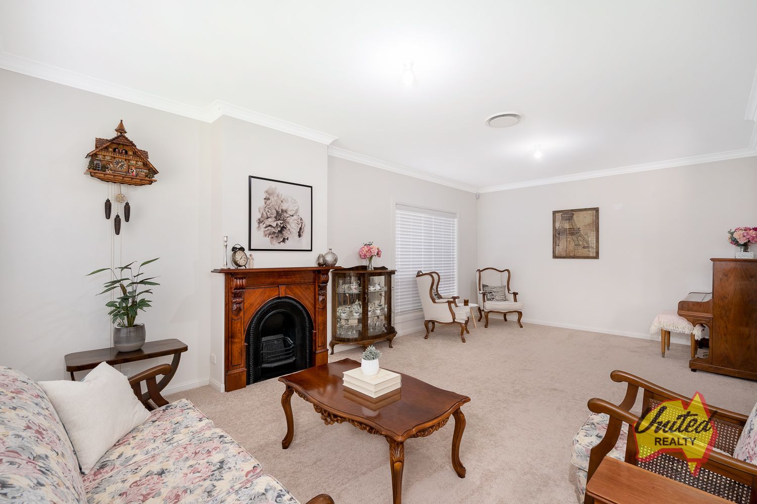 6 Bridgewater Boulevard, Camden Park NSW 2570, Image 2