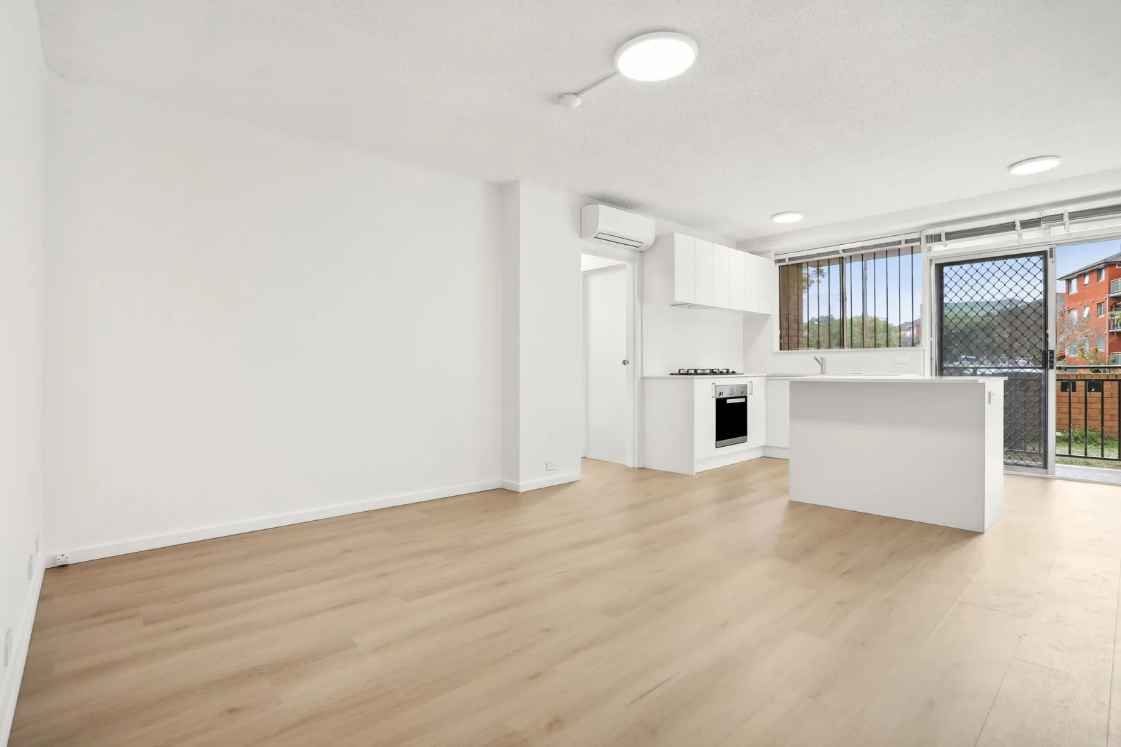 Additional image 3 of 3/30 Brittain Crescent, Hillsdale NSW 2036