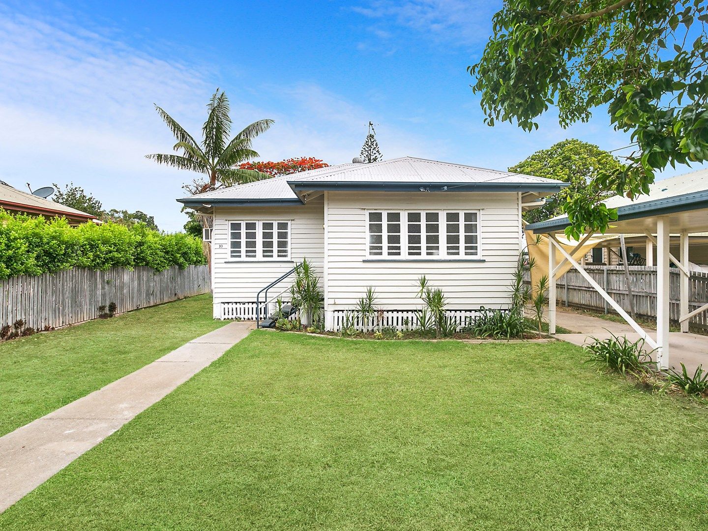 10 Cowap Street, Park Avenue QLD 4701, Image 0