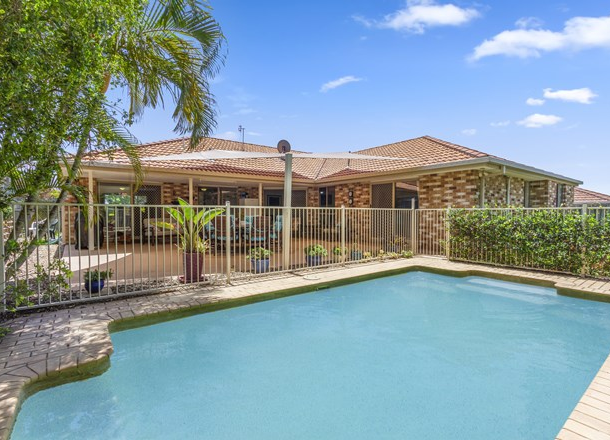 20 Chelmsford Place, Parkwood QLD 4214