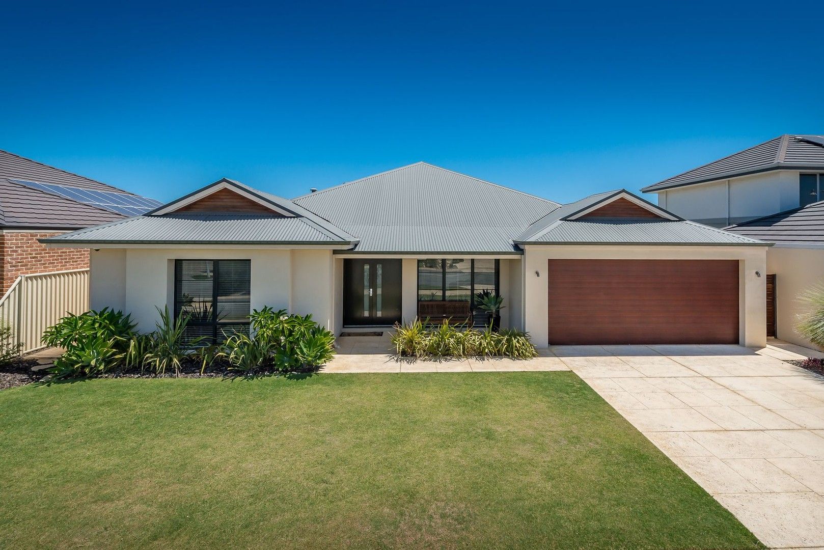 4 bedrooms House in 45 Mattingleys Approach BURNS BEACH WA, 6028