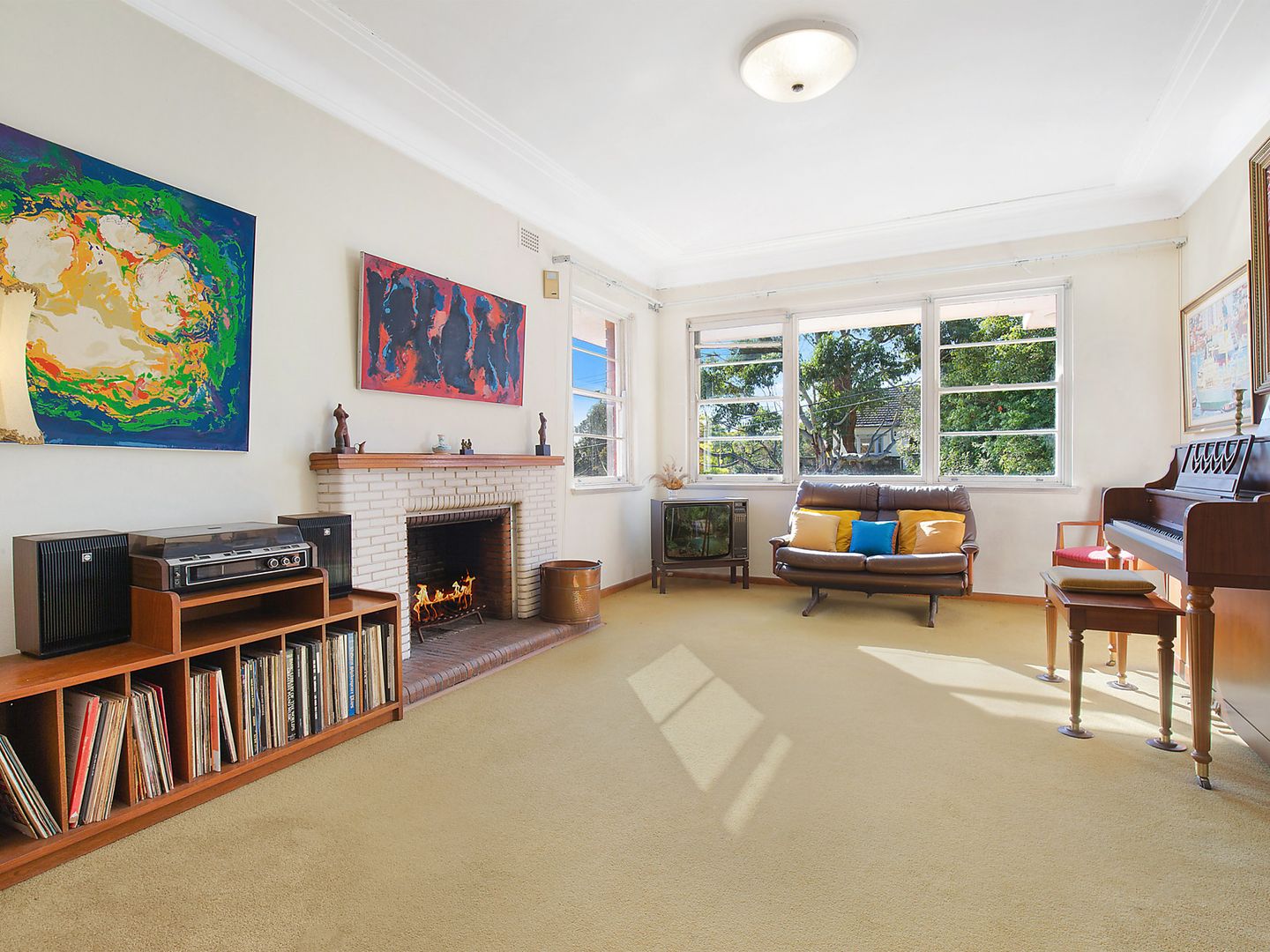 4 bedrooms House in 44 Malga Avenue ROSEVILLE CHASE NSW, 2069