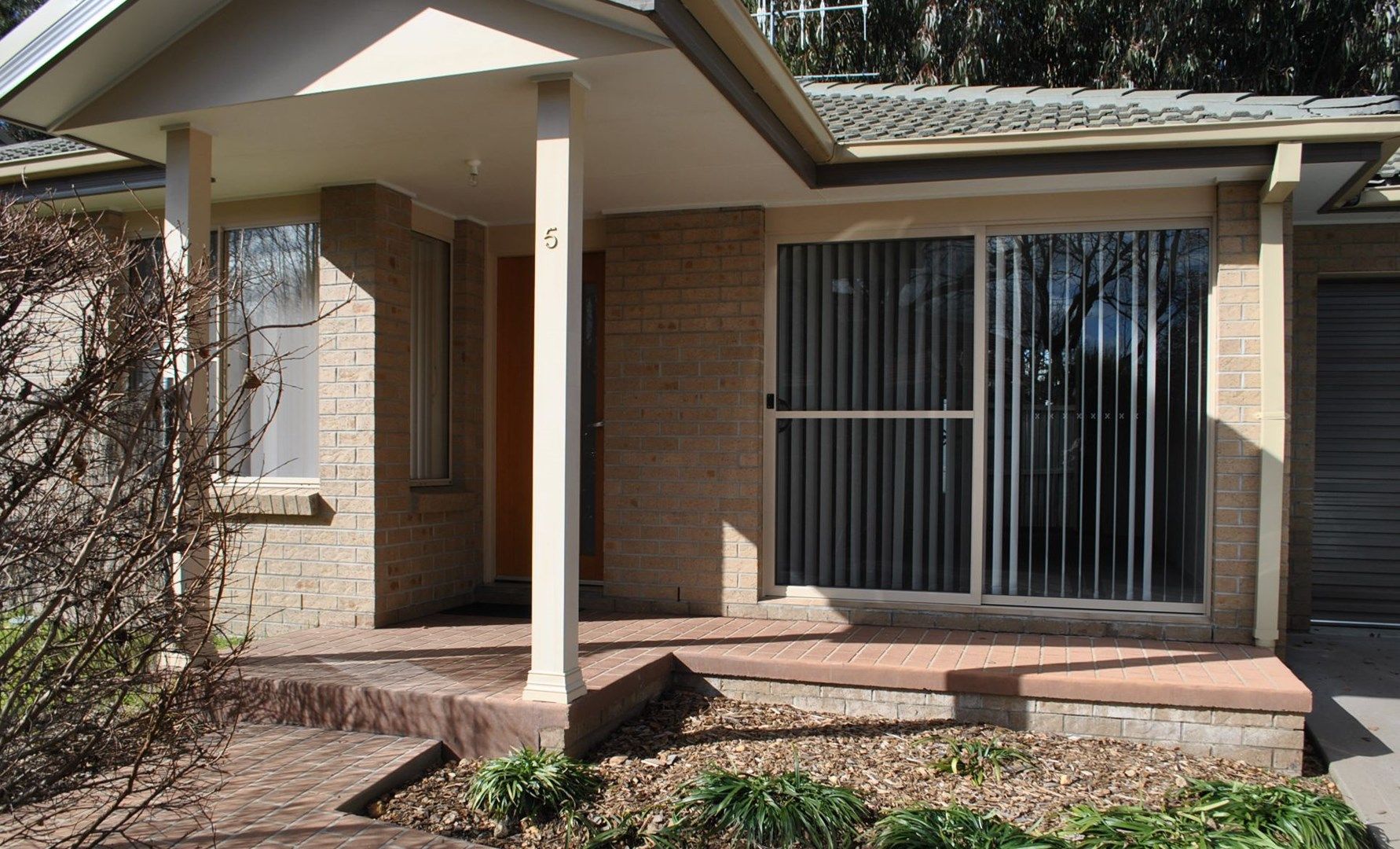 2 bedrooms Apartment / Unit / Flat in 4/39 Molong Road ORANGE NSW, 2800