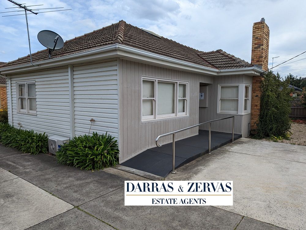 1/4 Stewart Road, Oakleigh East VIC 3166