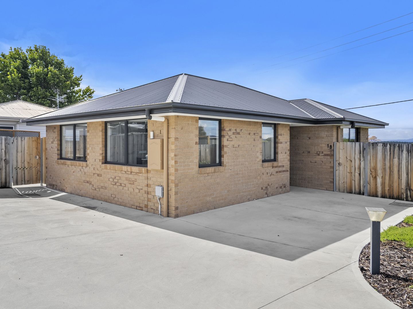1B Raynors Road, Midway Point TAS 7171