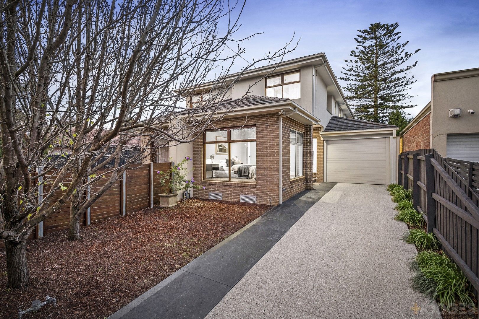 4 bedrooms Townhouse in 95a Wickham Road HAMPTON EAST VIC, 3188