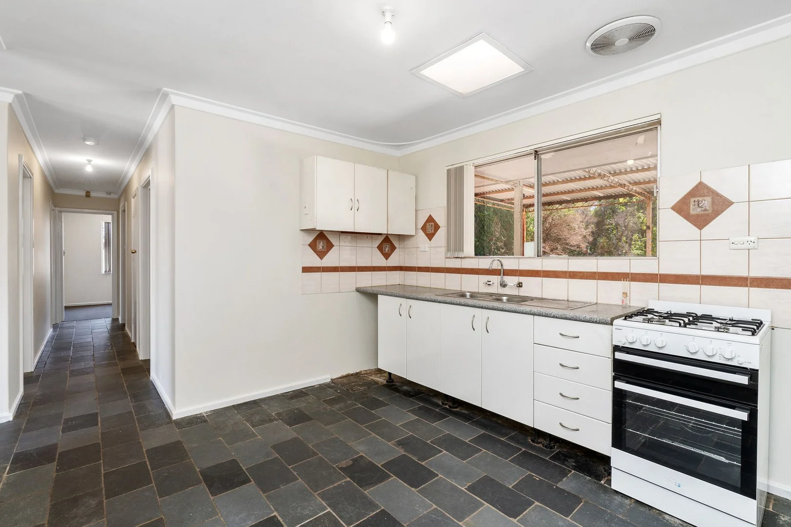 Additional image 6 of 108 James Street, Gosnells WA 6110