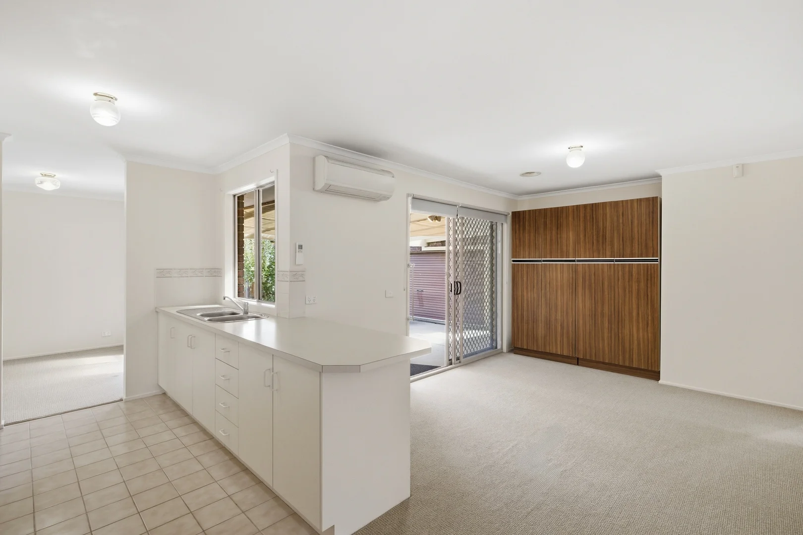 Additional image 3 of 1 Lisbeth Ave, Donvale VIC 3111