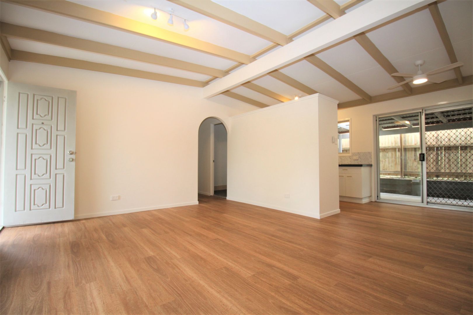 33 Dewar Dr, Loganholme QLD 4129 House For Rent Domain