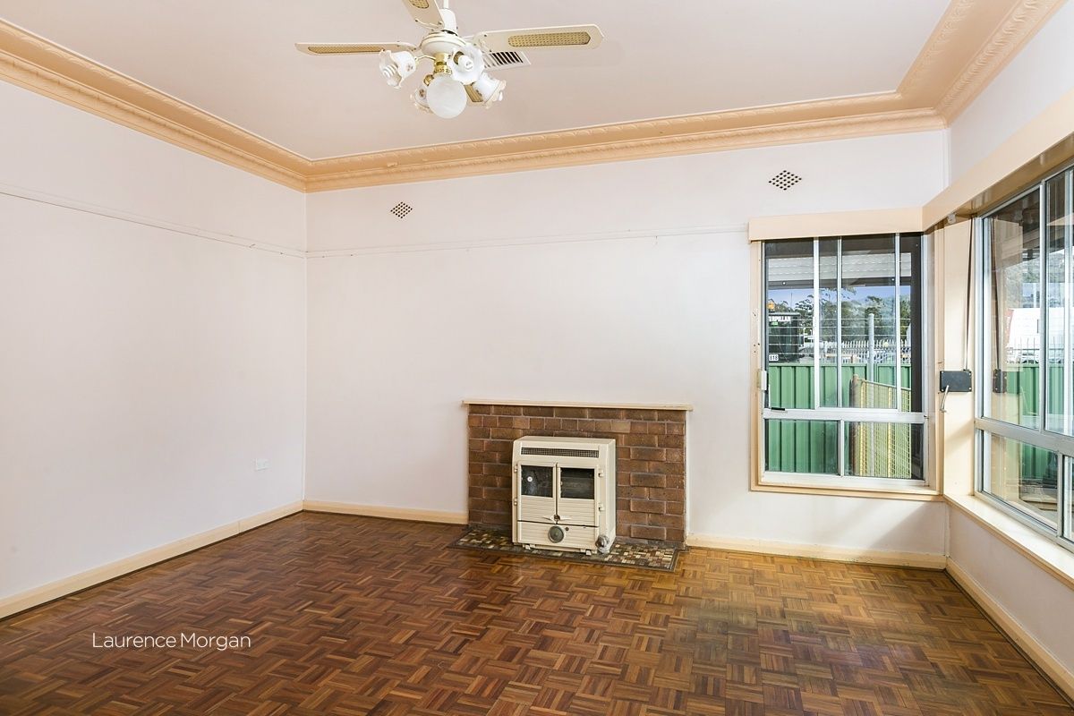 15 Exeter Avenue, North Wollongong NSW 2500, Image 2
