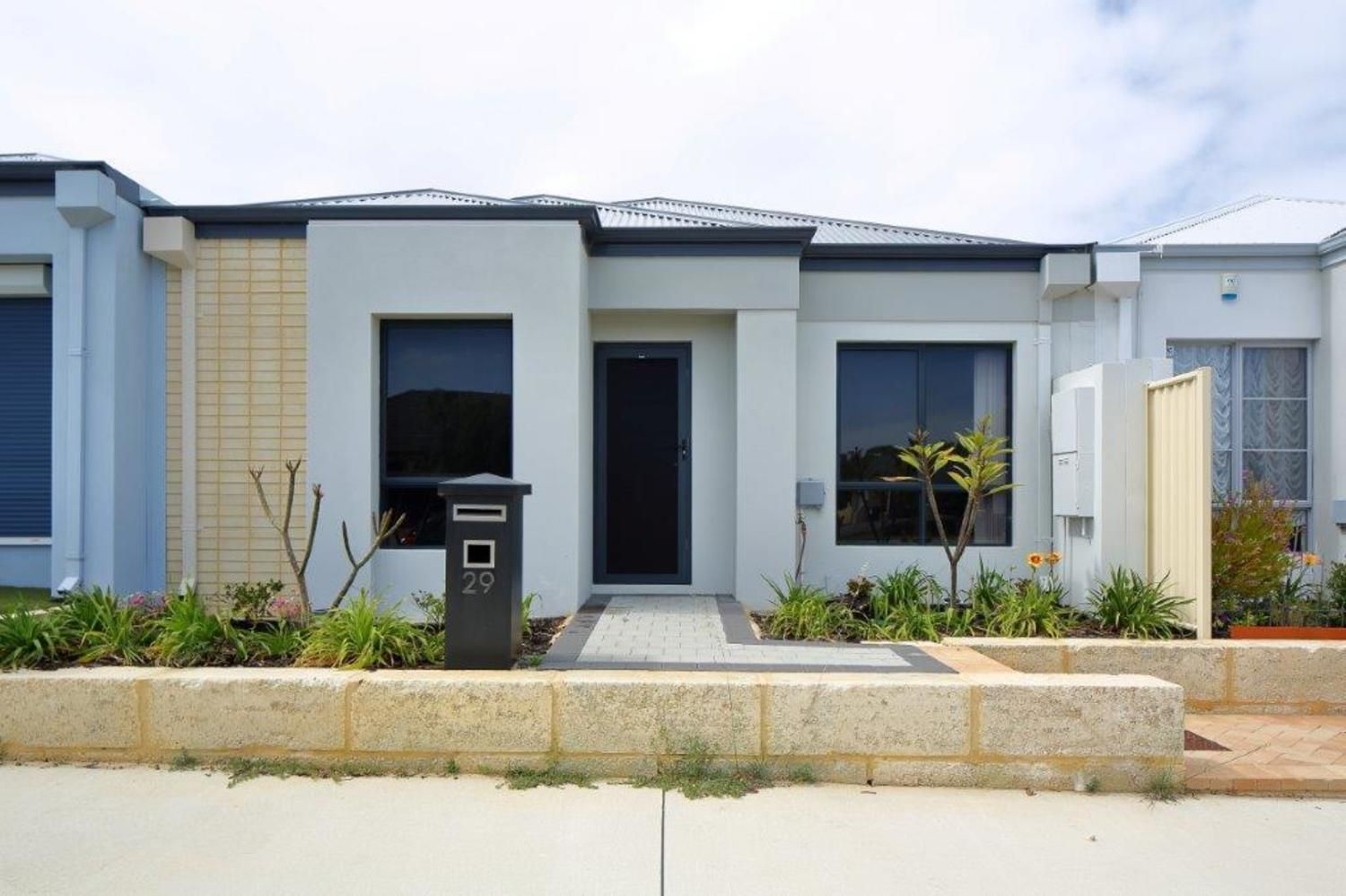 3 bedrooms House in 29 Hollyford Parade BUTLER WA, 6036