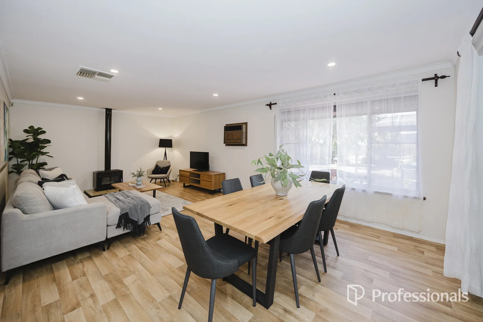 Additional image 15 of 45 Marangaroo Drive, Marangaroo WA 6064