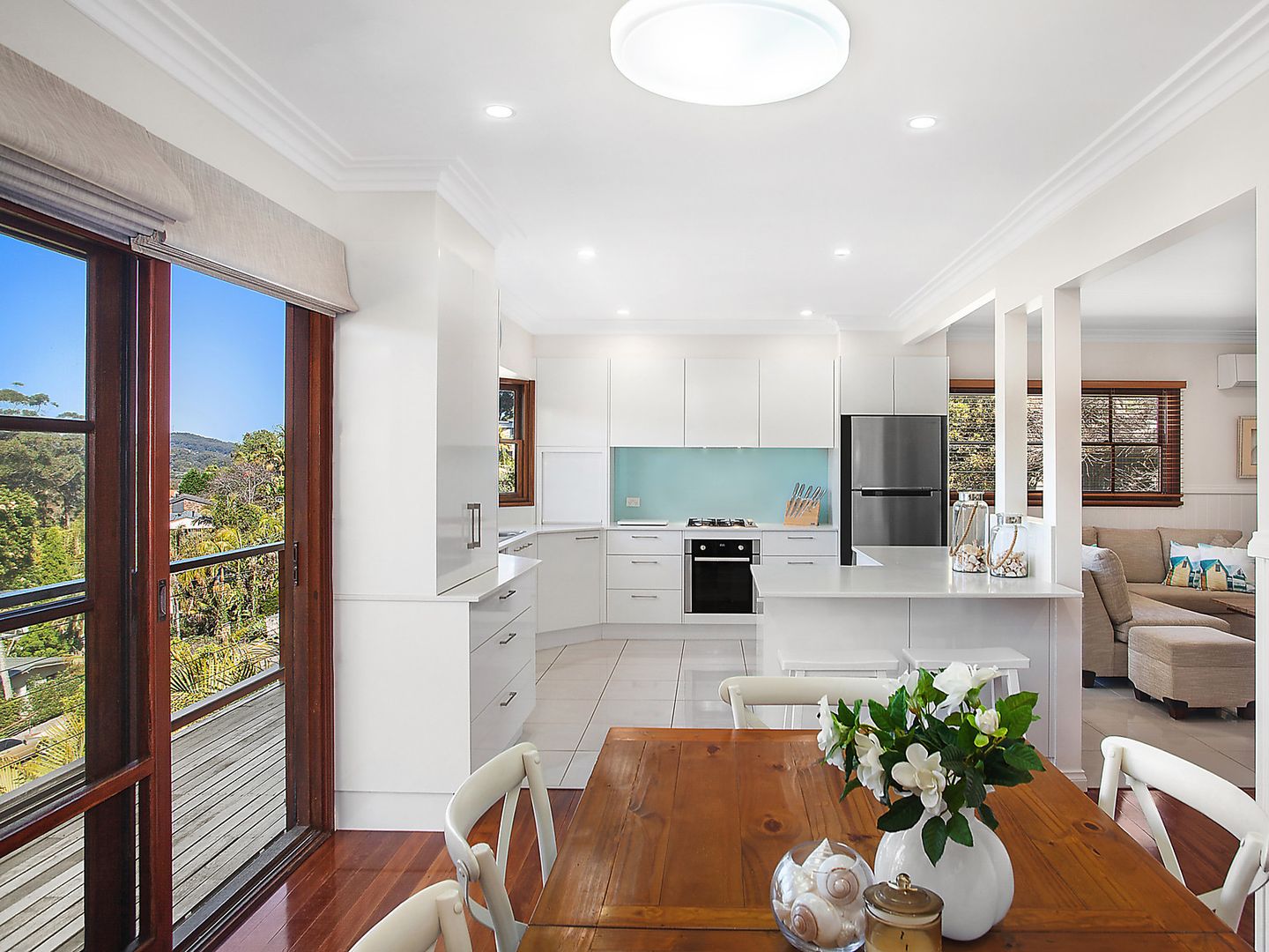 35 Parade, North Avoca Property History & Address