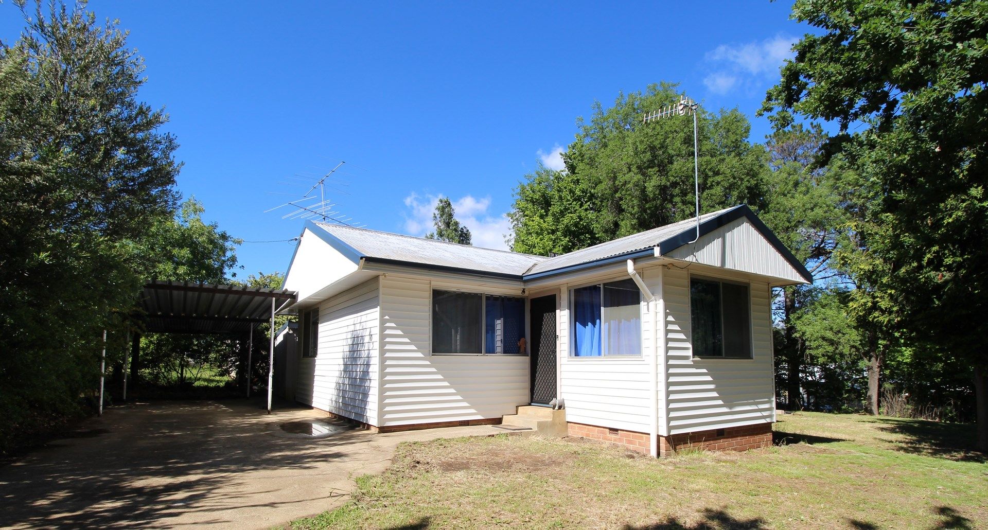 103 Winton Street, Tumbarumba NSW 2653, Image 2