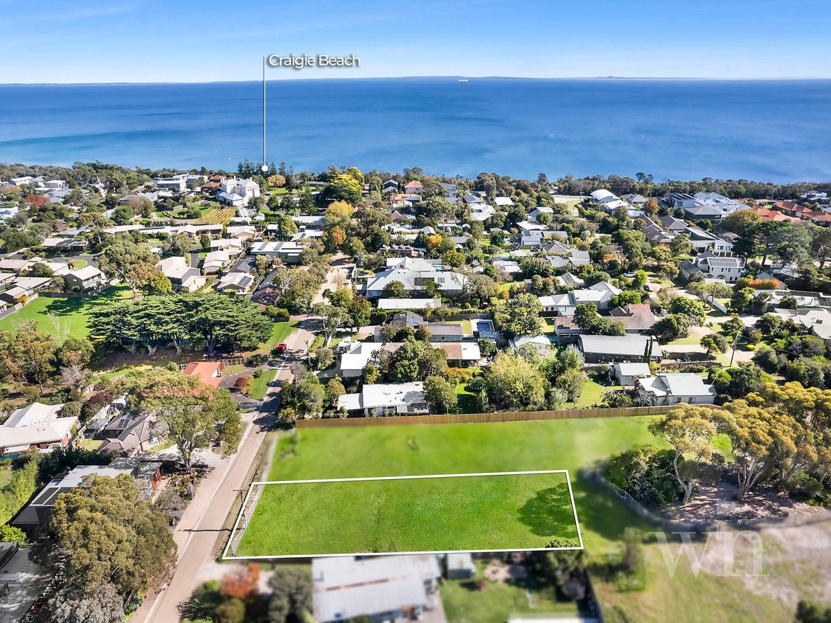 25 Clarkes Avenue, Mount Martha VIC 3934, Image 2