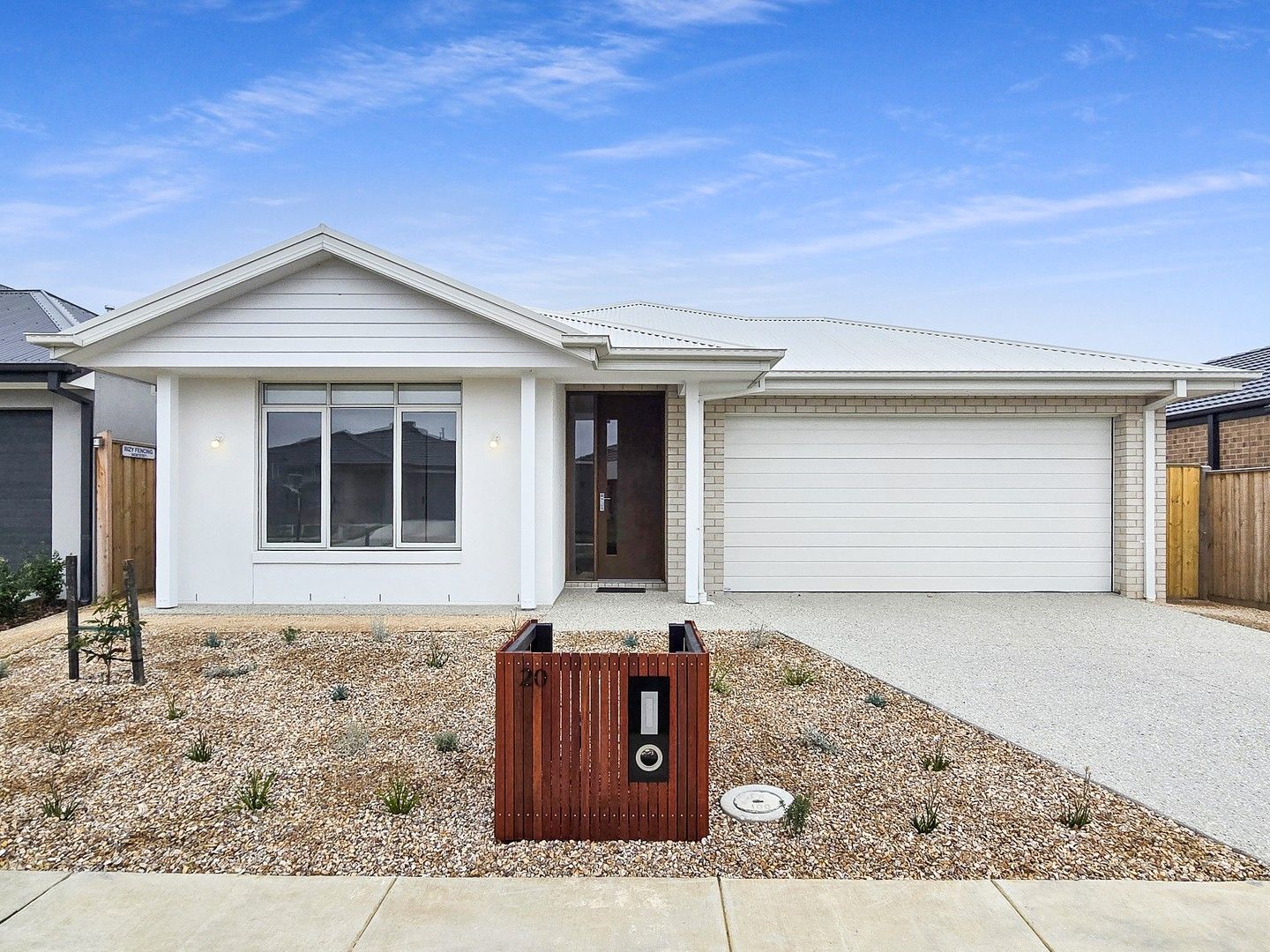 4 bedrooms House in 20 Keats Circuit ARMSTRONG CREEK VIC, 3217