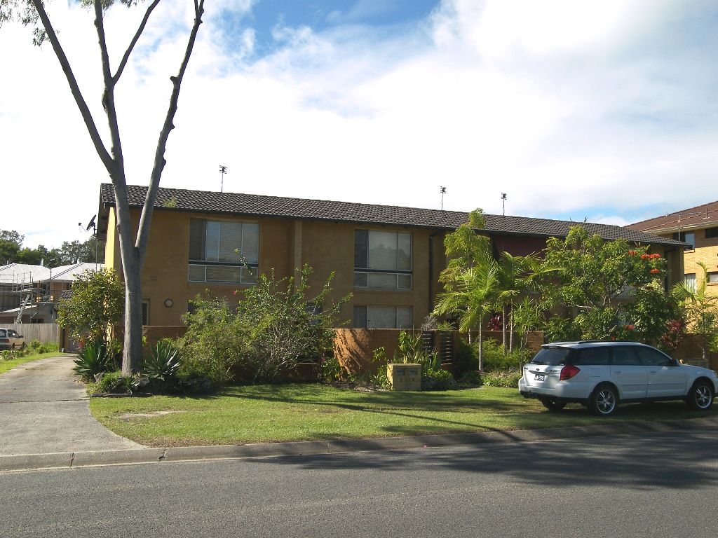 1/90 Rajah Road, Ocean Shores NSW 2483, Image 2