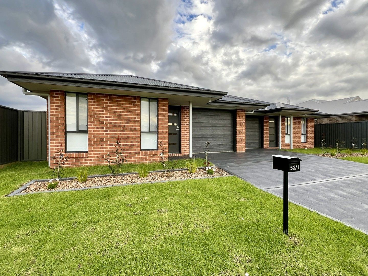 4 bedrooms House in 1/53 Lakeside Circuit CESSNOCK NSW, 2325