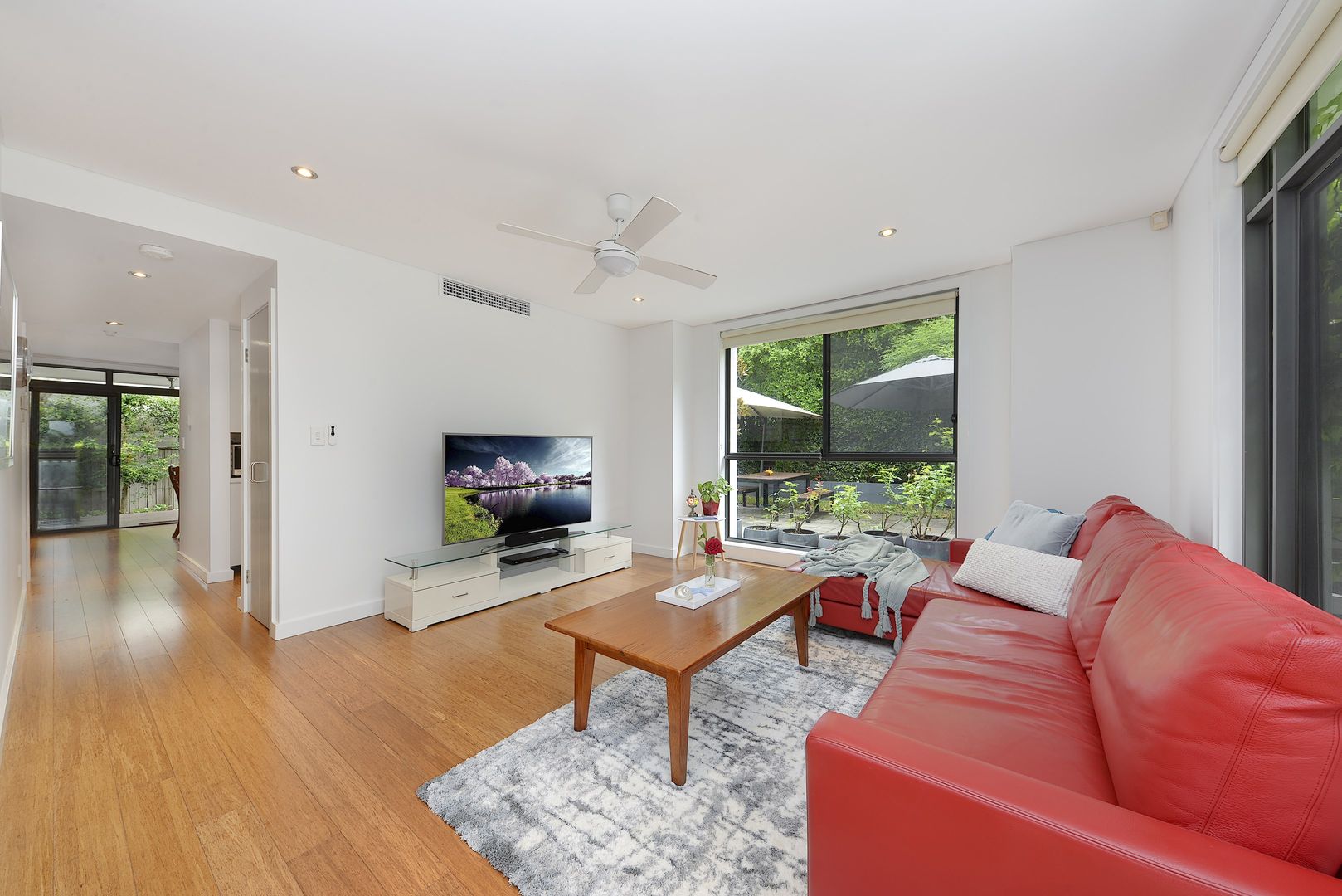 28/9-19 Myrtle Street, Botany NSW 2019, Image 2