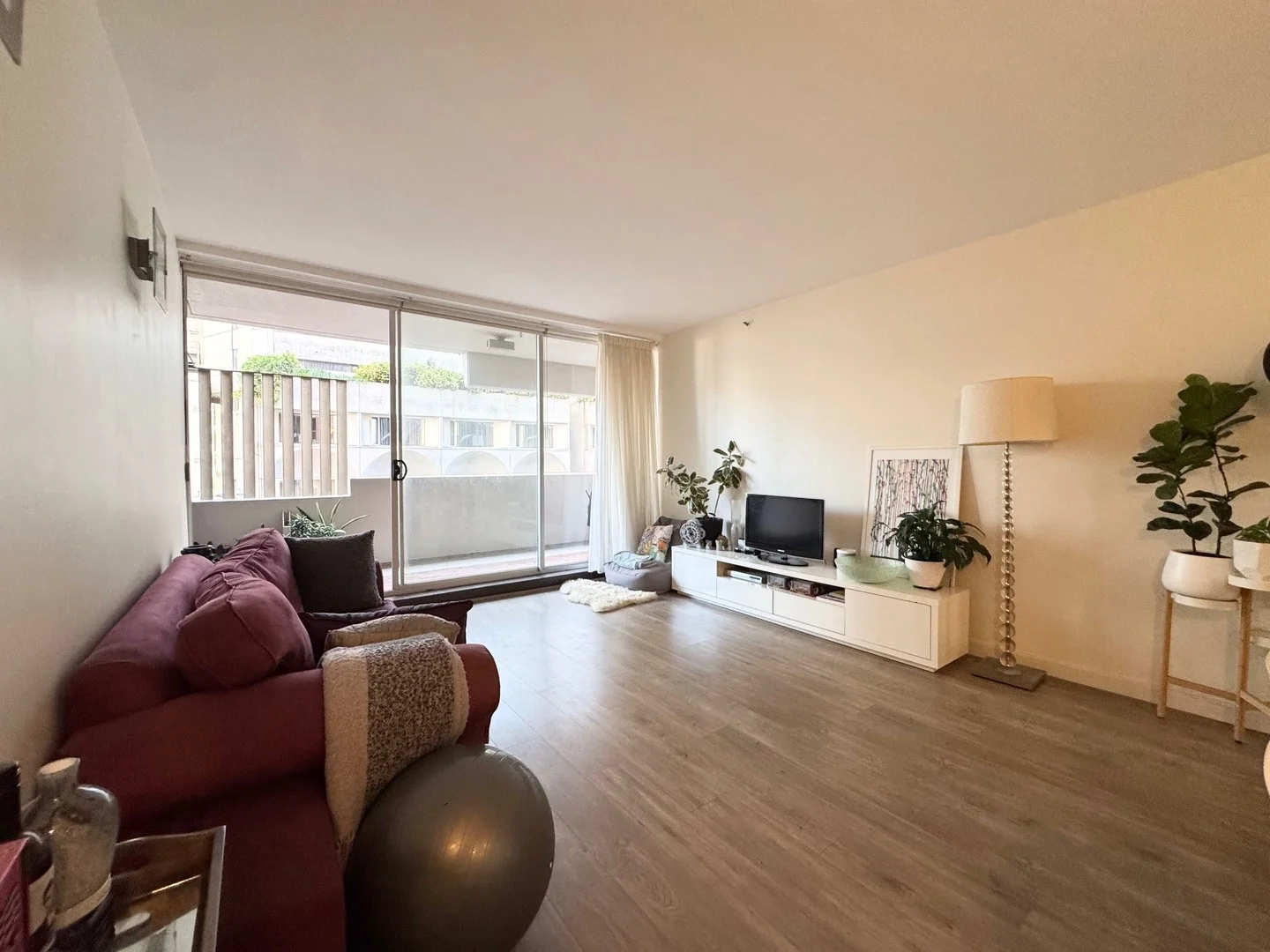 27/137-139 Bathurst Street, Sydney NSW 2000