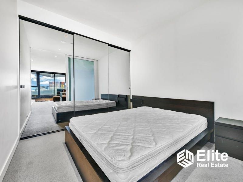 1303/120 Abeckett Street, Melbourne VIC 3000, Image 2